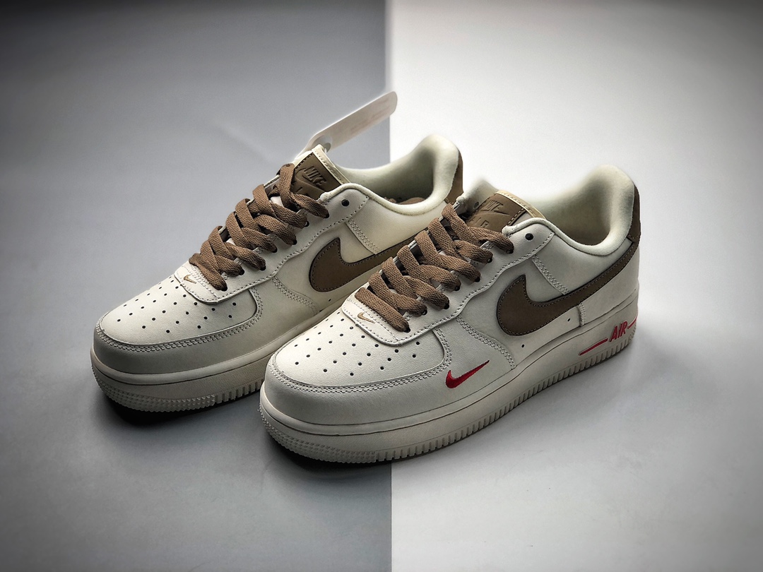 160 NIKE FORCE空军一号运动休闲板鞋808788-996