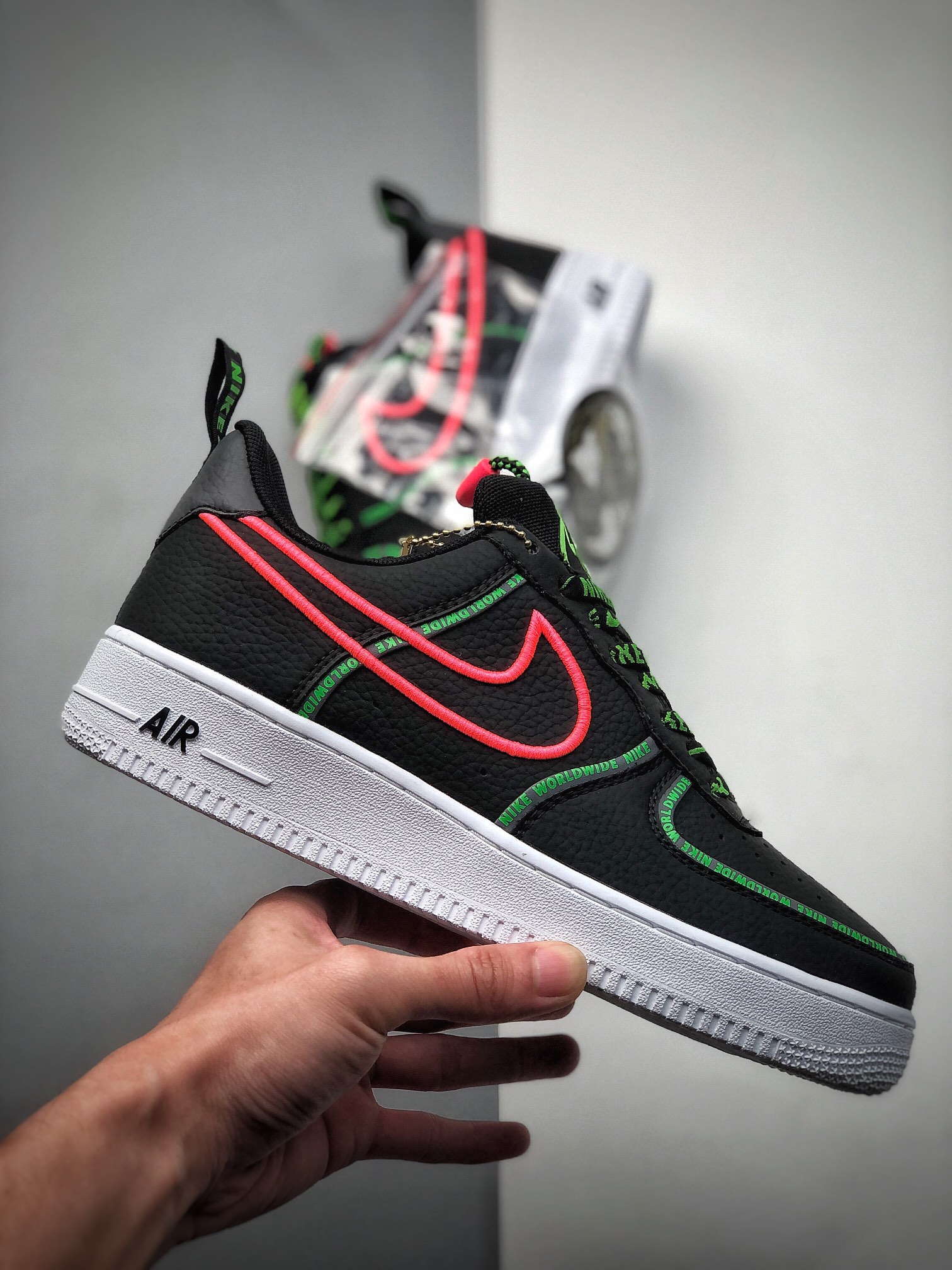 240 NIKE FORCE空军一号运动休闲板鞋CK7213-001