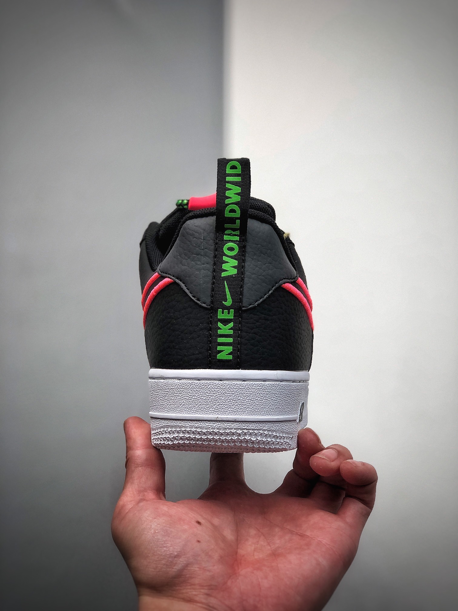 240 NIKE FORCE空军一号运动休闲板鞋CK7213-001