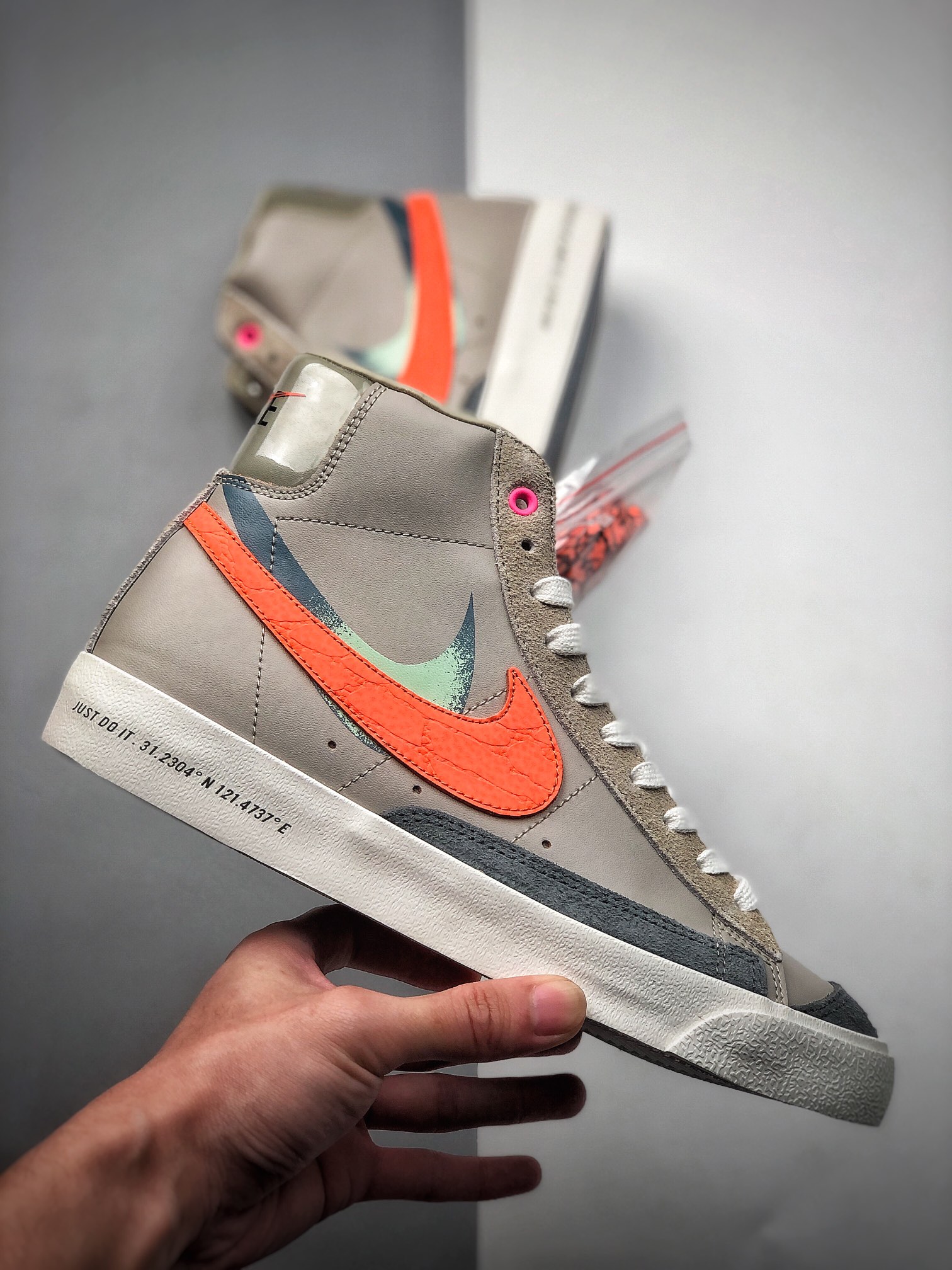240  纯原Nike Blazer Mid ’1977 VNTG 经典开拓者高帮百搭休闲运动板鞋  DC3278-280