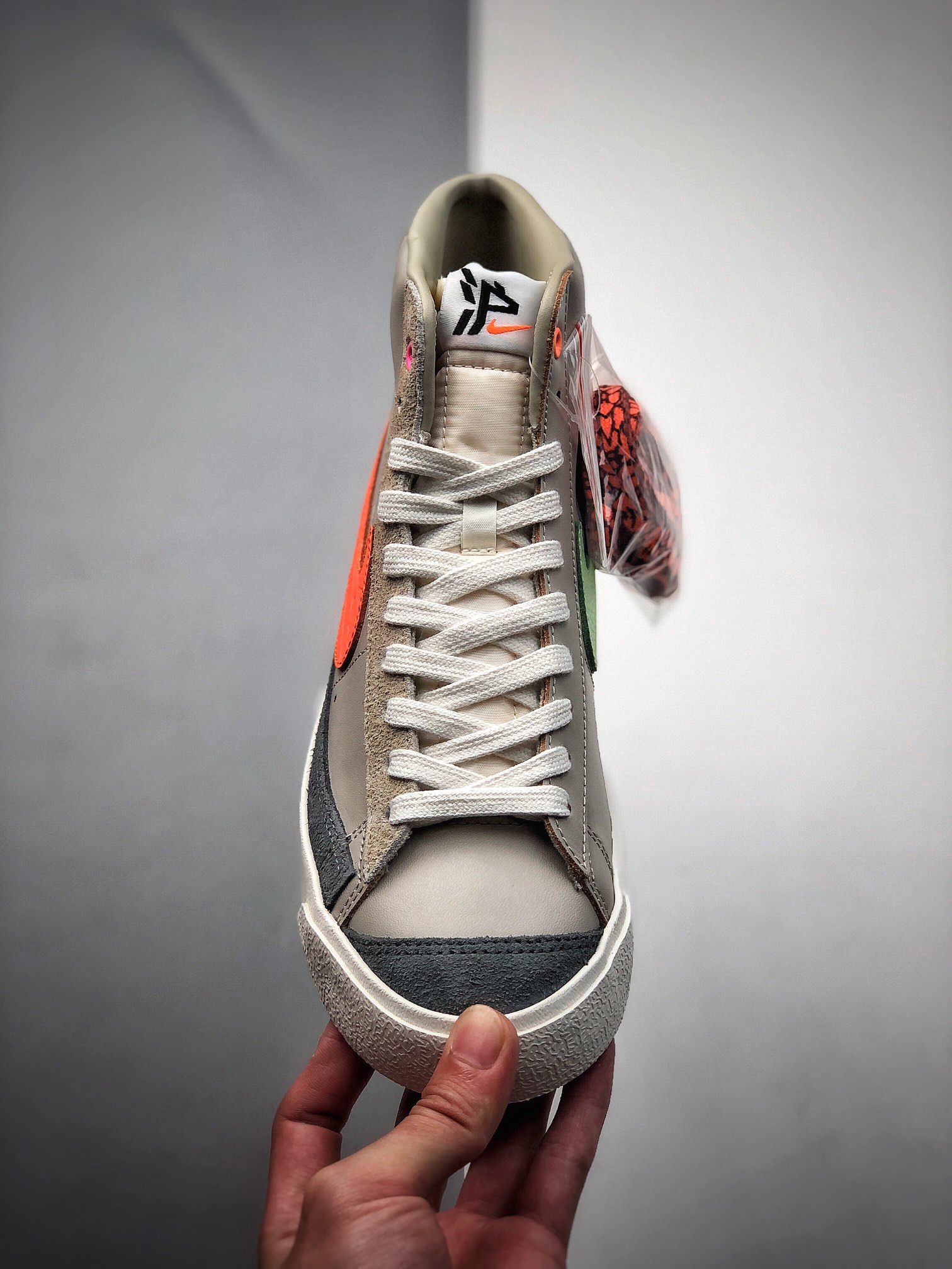 240  纯原Nike Blazer Mid ’1977 VNTG 经典开拓者高帮百搭休闲运动板鞋  DC3278-280