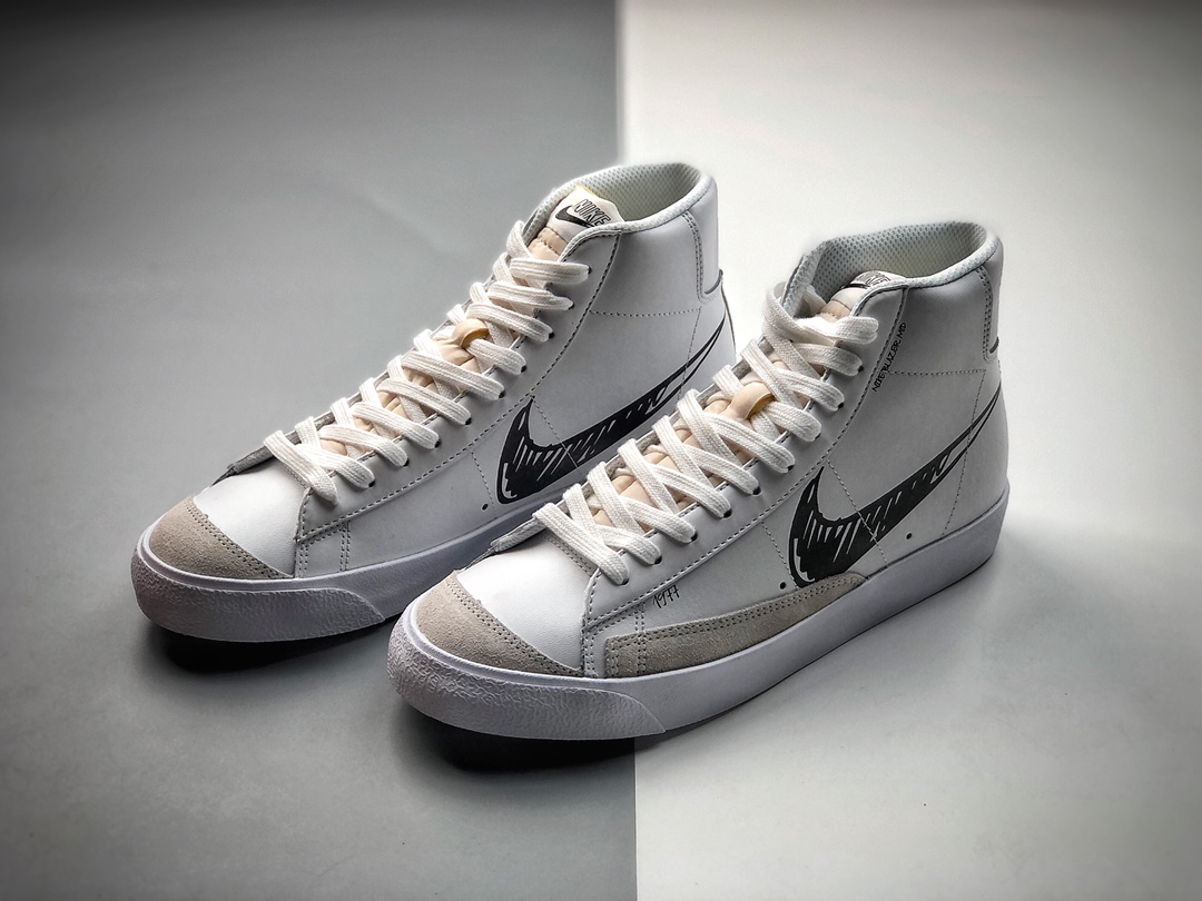 220  纯原Nike Blazer Mid ’77 Vintage 开拓者“涂鸦勾”复古高帮休闲板鞋 CW7580-101