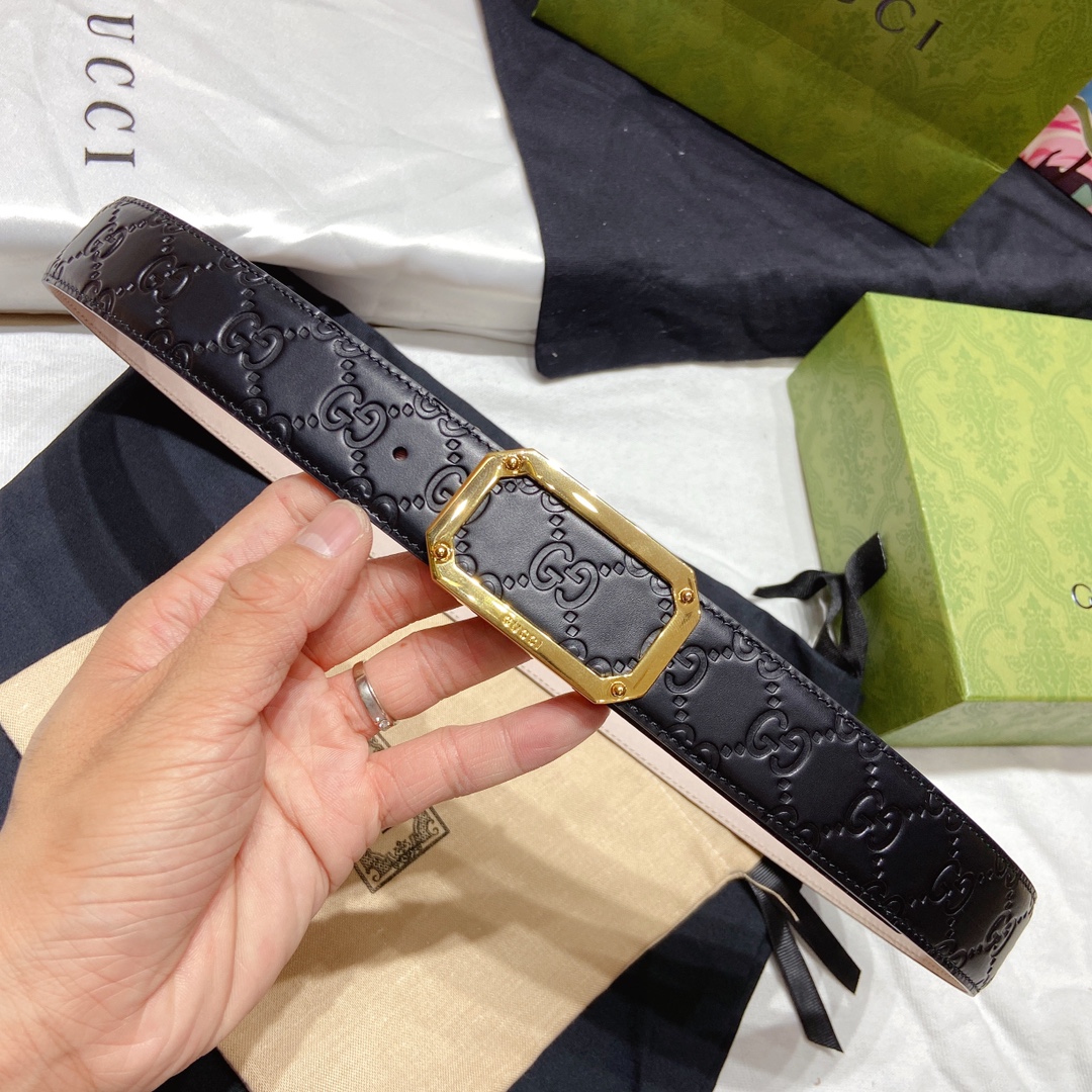 GUCCI403941CWCOM52