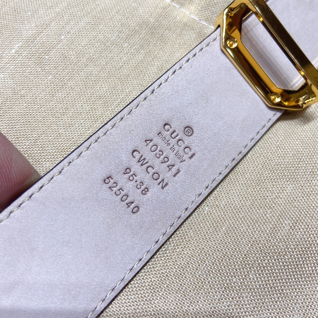 GUCCI403941CWCOM52