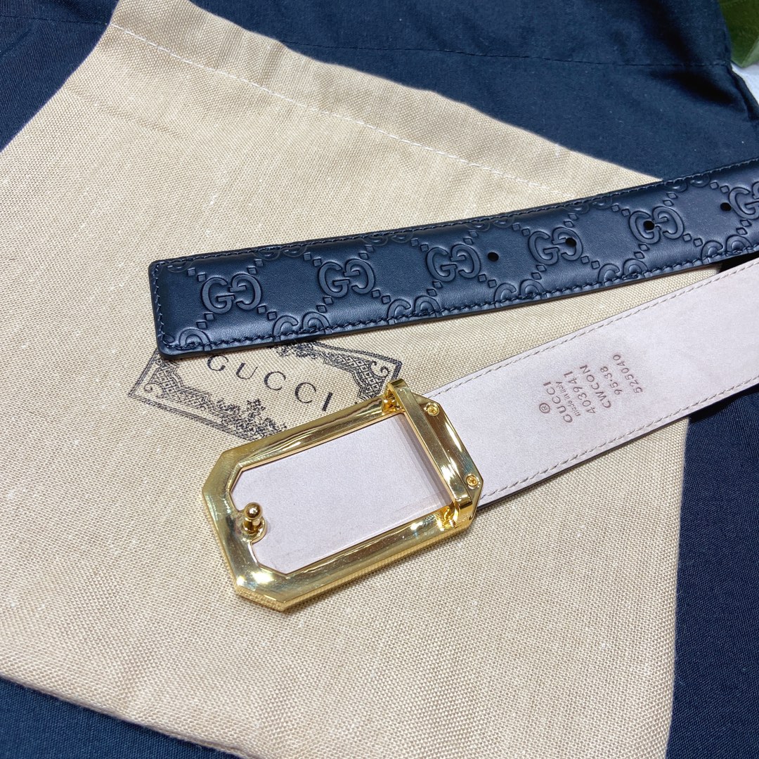 GUCCI403941CWCOM52