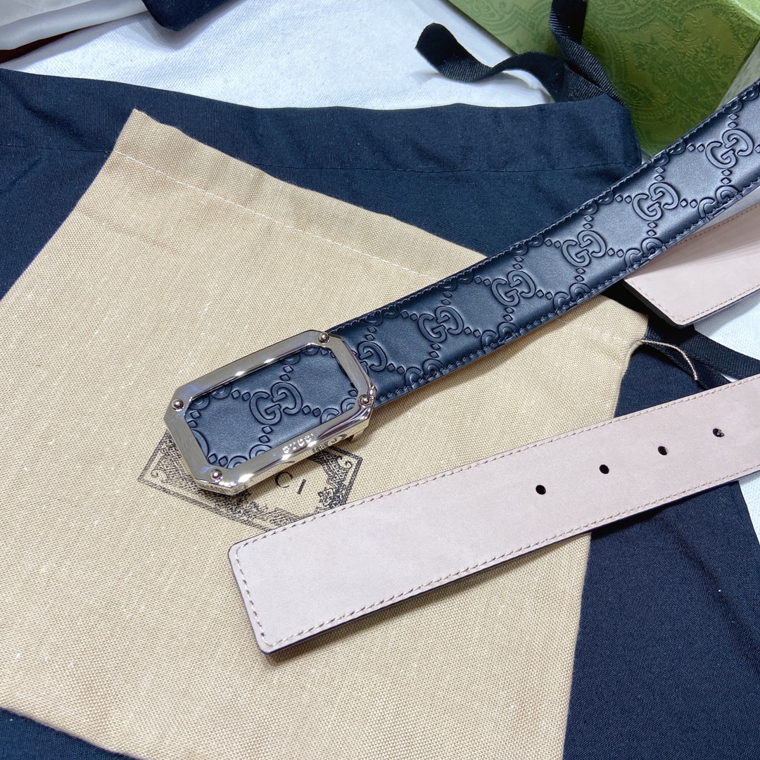 GUCCI403941CWCOM52