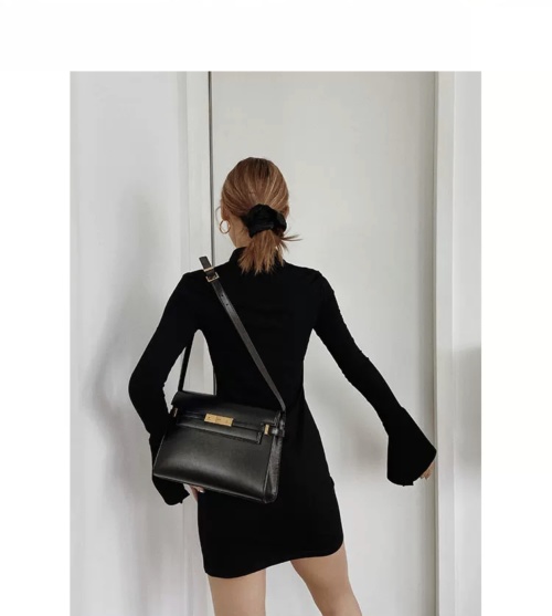 Elegant Leather Manhattan Shoulder Bag with Adjustable Strap 1 Elegant Leather Manhattan Shoulder Bag with Adjustable Strap