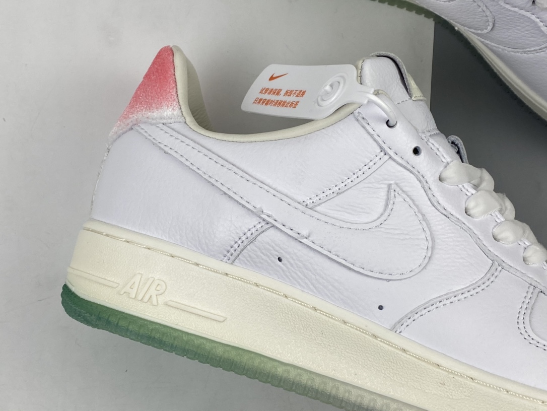 280 NK Air Force 1 Prm ”Got’em” 空军一号白粉寿桃 DC3287-111