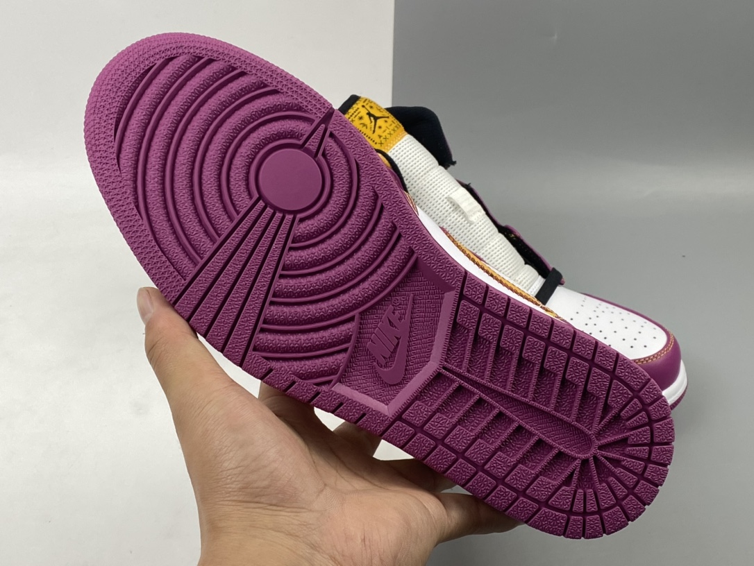 280 Air Jordan 1 Mid AJ1 乔1 中帮百搭休闲运动板鞋 DD3235-100