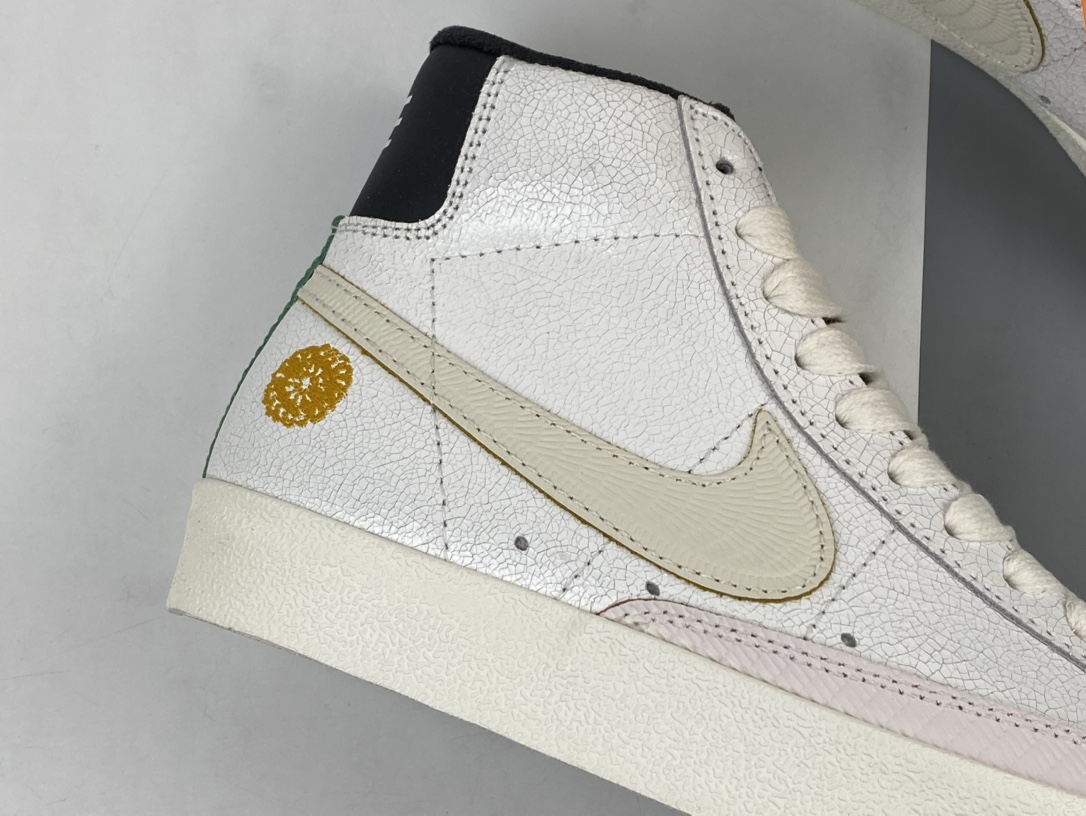 280 Nike Blazer Mid ’1977 Vintage ”Day Of The” 经典开拓者高帮百搭休闲运动板鞋 DC5185-133