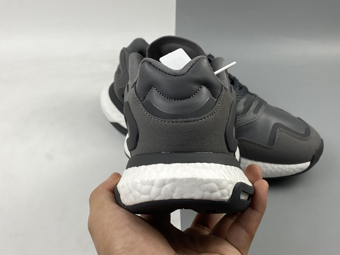220 Adidas Originals 2020 Day Jogger Boost 三叶草2020版慢跑者系列高弹复古休闲运动跑鞋 夜行者二代 FW4822