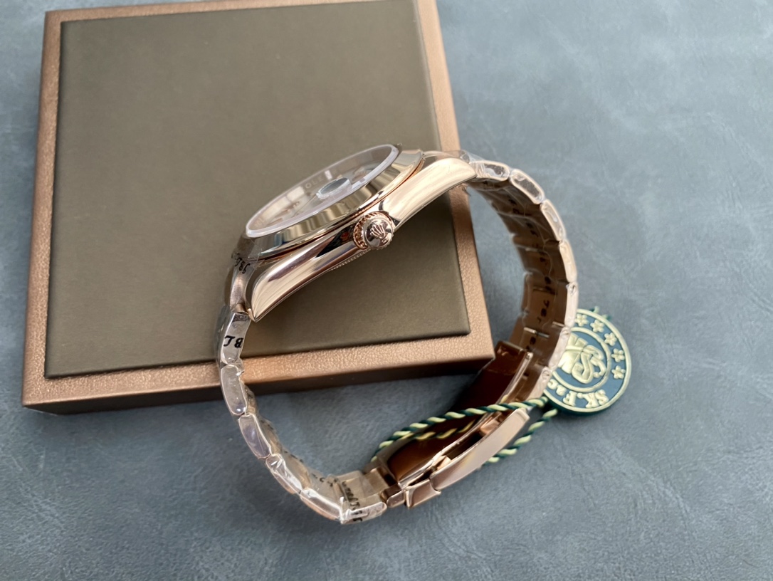 SK厂 劳力士Rolex 双历 星期日志型シリーズ 40mm