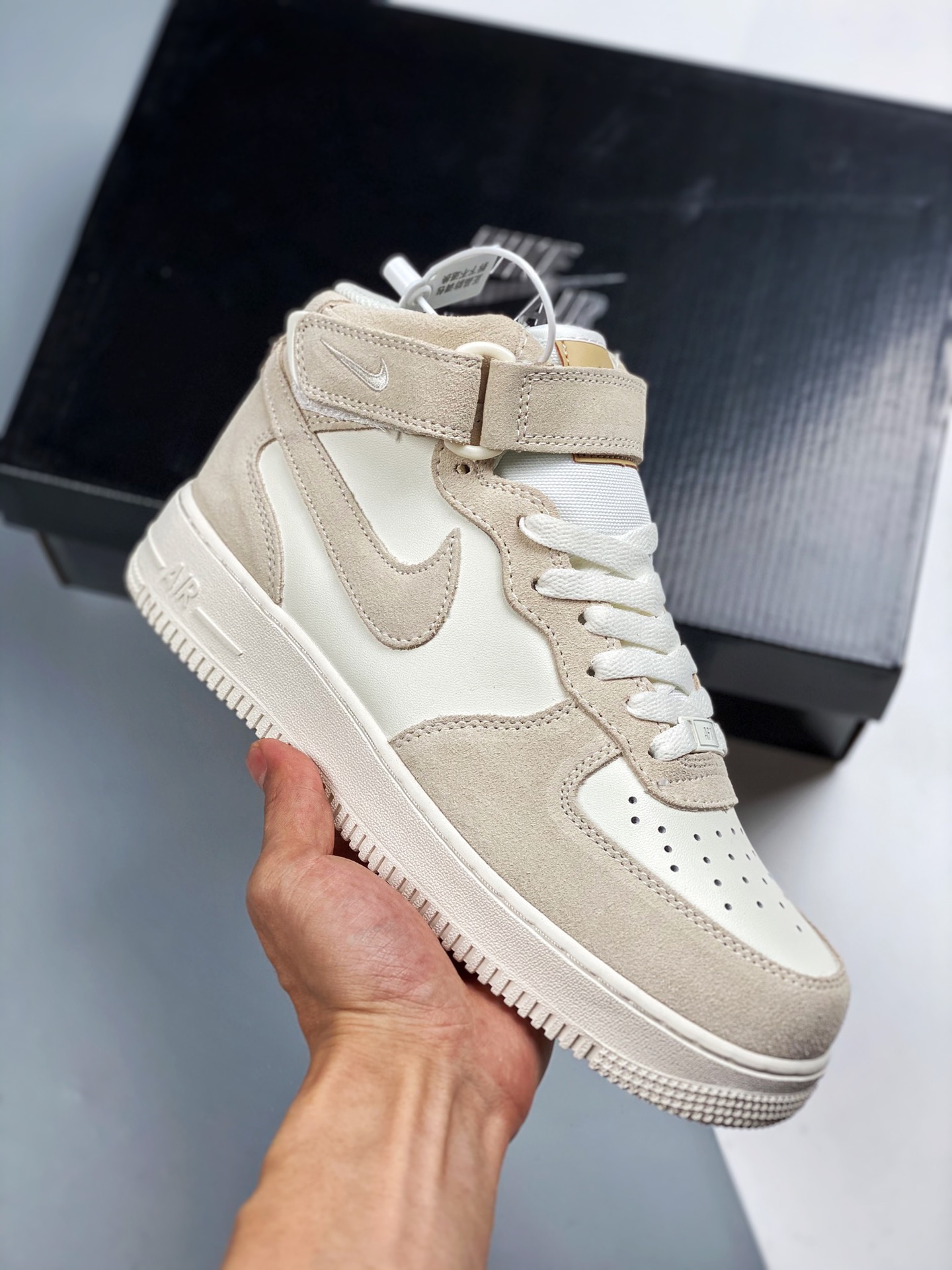 Air Force 1‘07 MID gris y blanco, horma original y cartón original, auténtico estilo Air Force, enfocado en canales de …