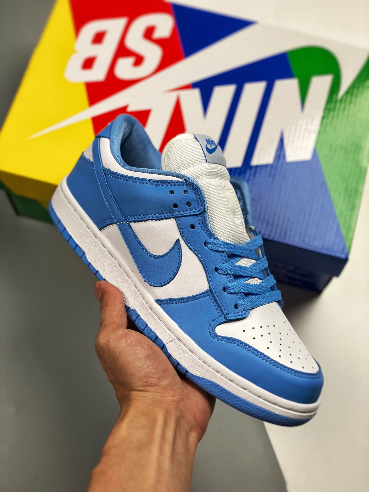 Nike Dunk Low "University Blue" Carolina del Norte azul 2.0, en general usa blanco como base, el azul Carolina del Nort…