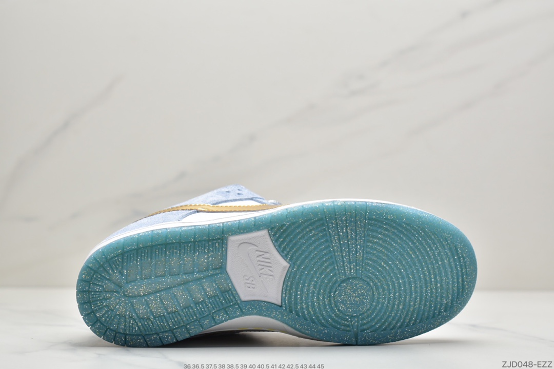 240 耐克Sean Cliver x SB Dunk Low Pro QS 冬季情人节 DC9936-100