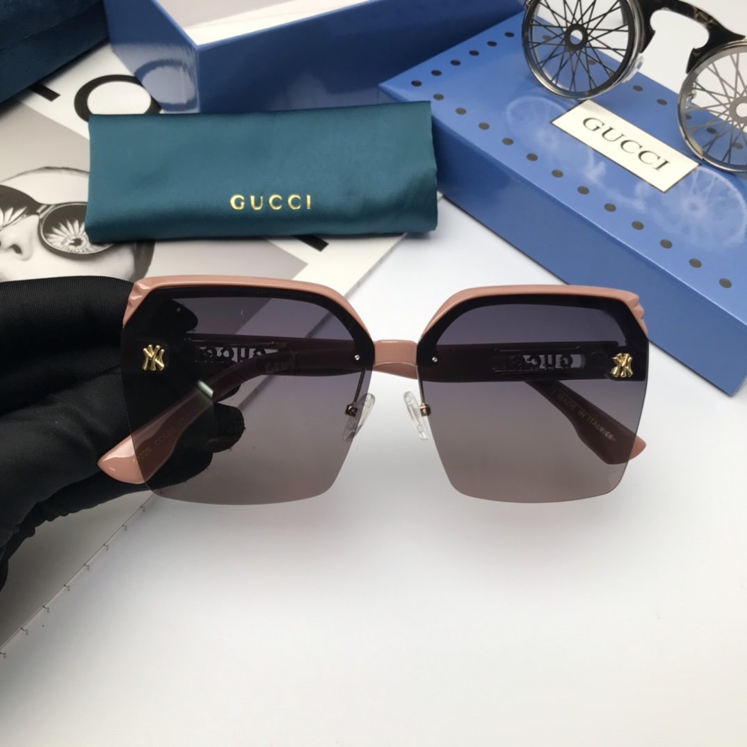 新款:品牌Gucci古奇女士偏光太阳