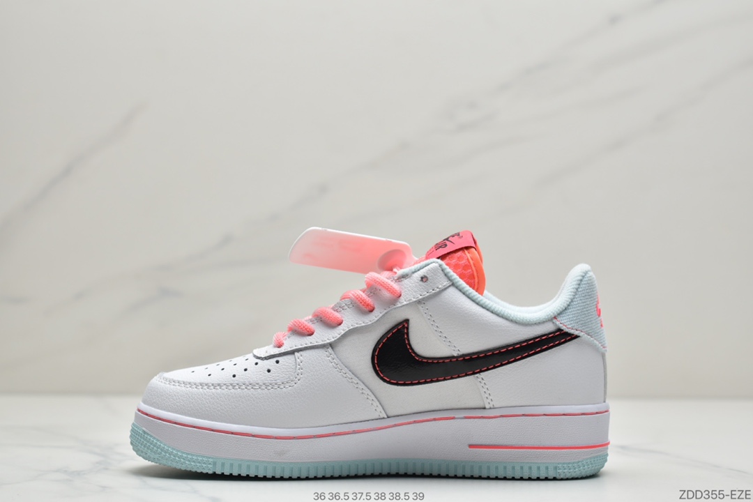 230 耐克Nike Wmns Air Force 1’07 LV8 GS”White/Black-Flash”空军一号经典低帮百搭休闲运动板鞋“皮革白蓝粉南海岸”DD7709-100