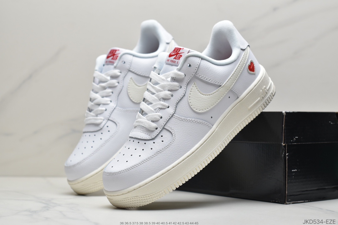 160 耐克Nike Air Force 1 Af1 Valentine“SDAY’ “ 白红爱心情人节限定 ”空军一号低帮时尚休闲运动板鞋  DD7117-100