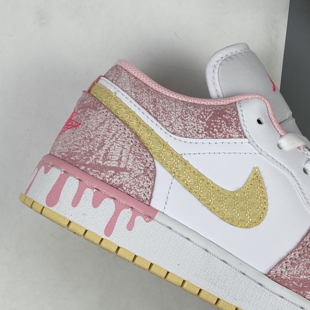 240 Air Jordan 1 Low AJ1低帮时尚休闲板鞋 CW7104-601