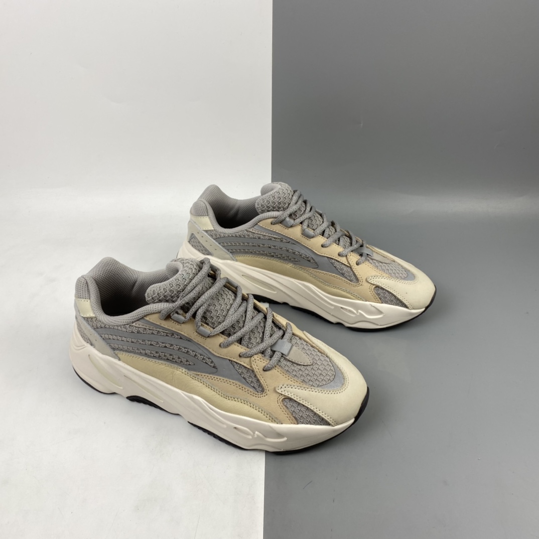 240 AD Yeezy Boost 700 V2 “Cream ” 奶油 棕灰白 复古爆米花中底姥爷慢跑鞋 GY7924