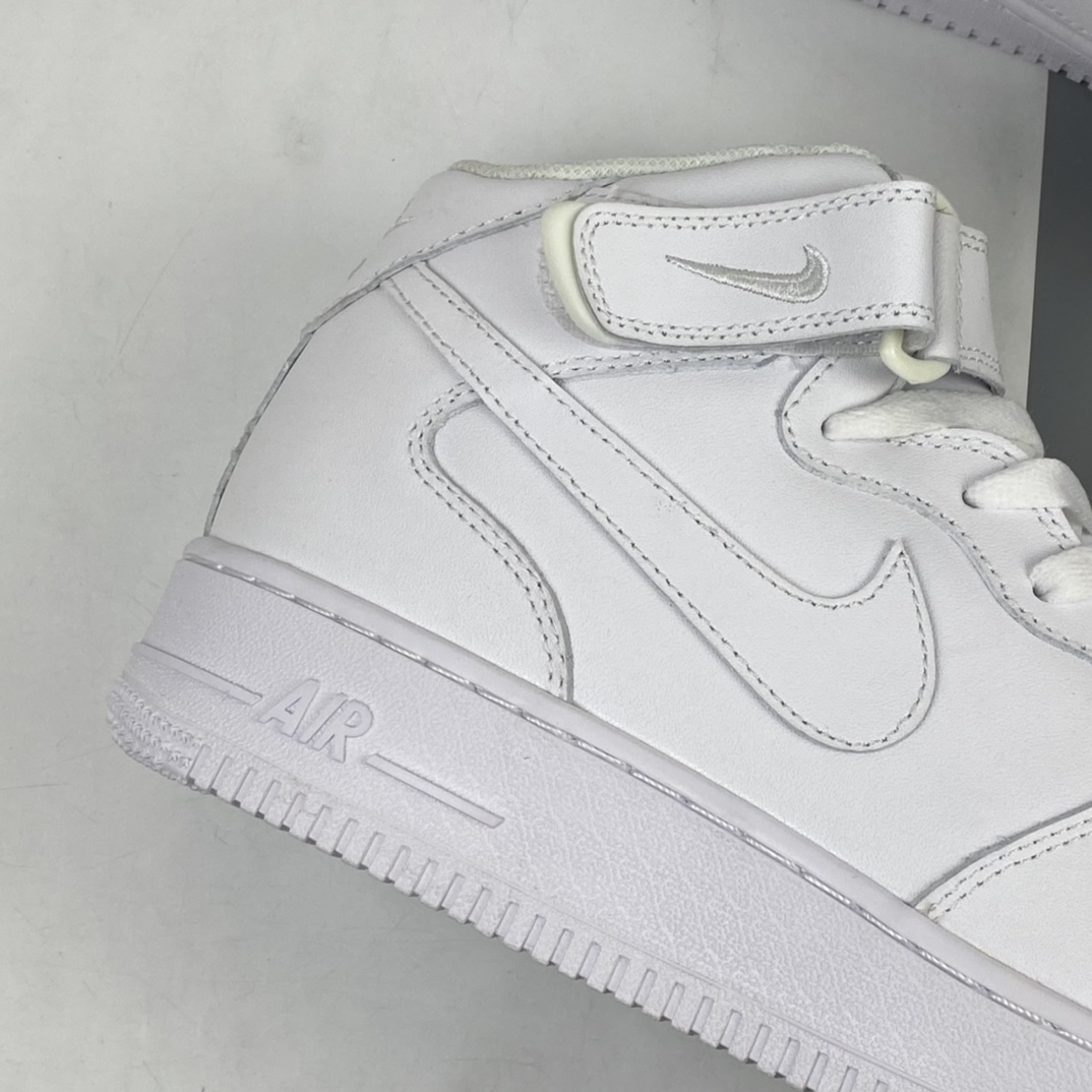 120 Nk Air Force 1’07 Mid 空军一号经典款中帮休闲板鞋 315123-111