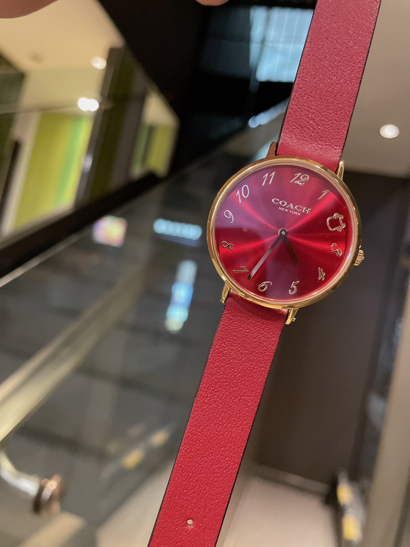 Imitación de más alta calidad
 Coach Reloj Rojo