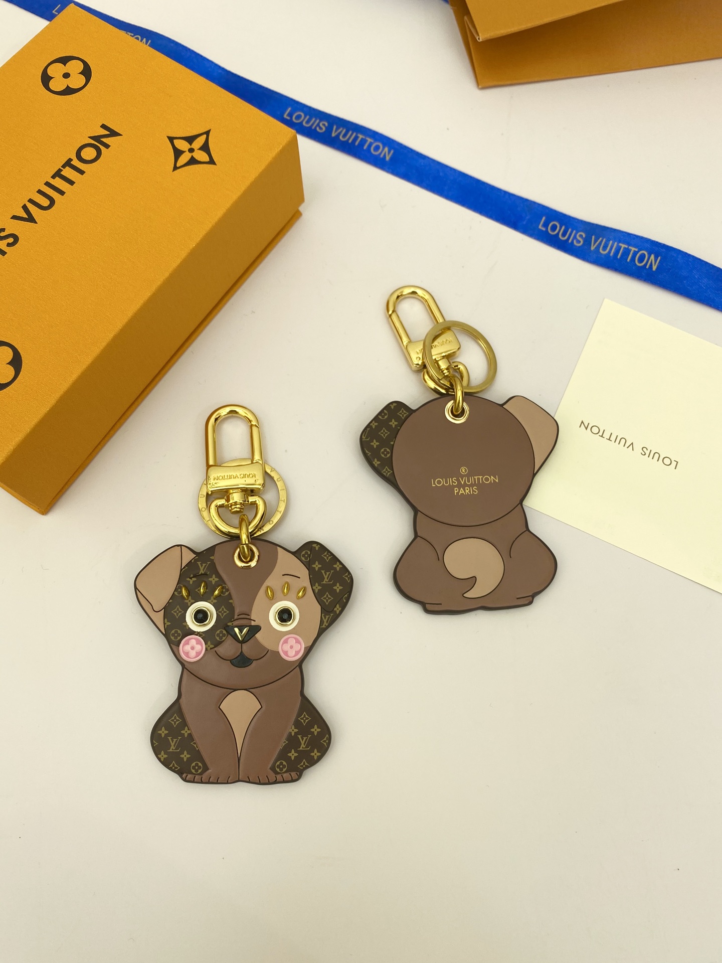 Key Button Puppybag with Leather Options and Stainless Steel Nose for Cute Buns. - 图片 6