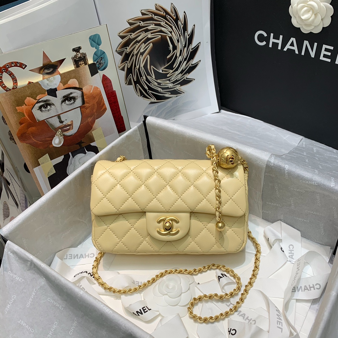 Chanel Classic Flap Bag Taschen Umhängetaschen  & Schultertaschen Online von China Designer
 Gelb Ketten