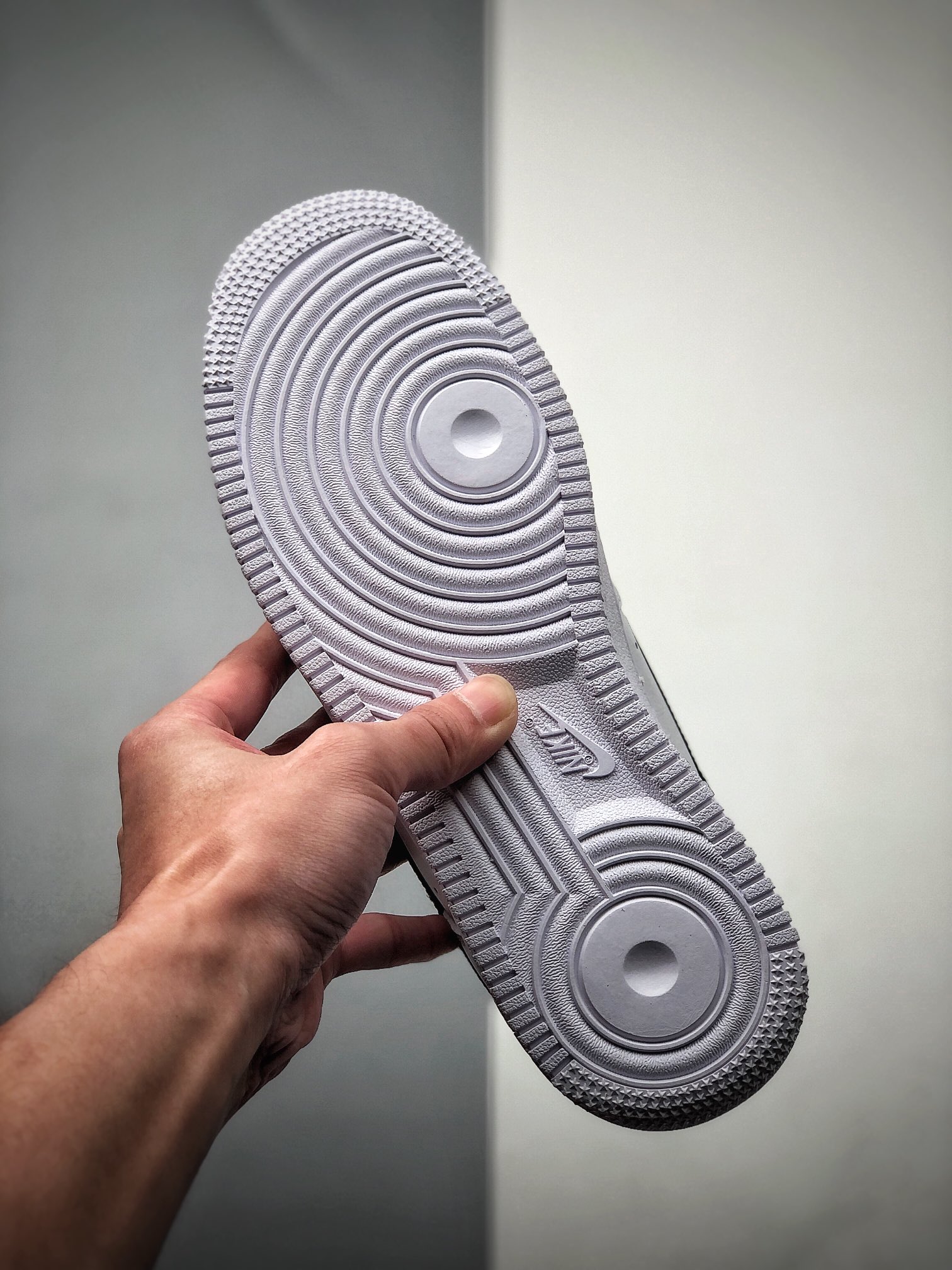 200 NIKE FORCE空军一号运动休闲板鞋 CZ0270-102