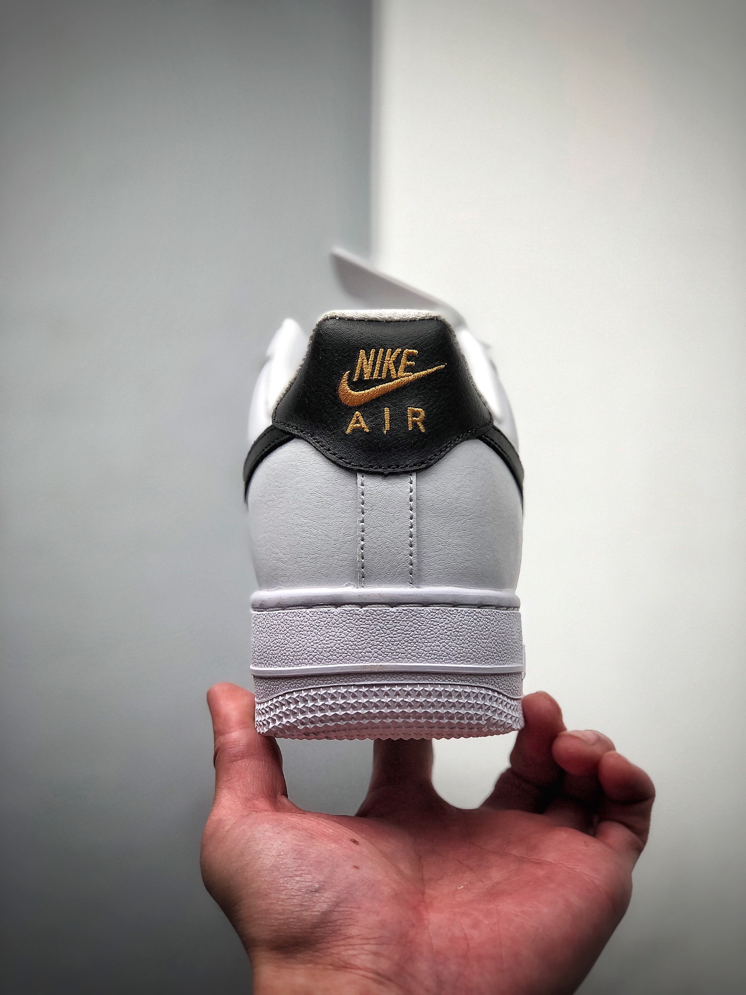 200 NIKE FORCE空军一号运动休闲板鞋 CZ0270-102