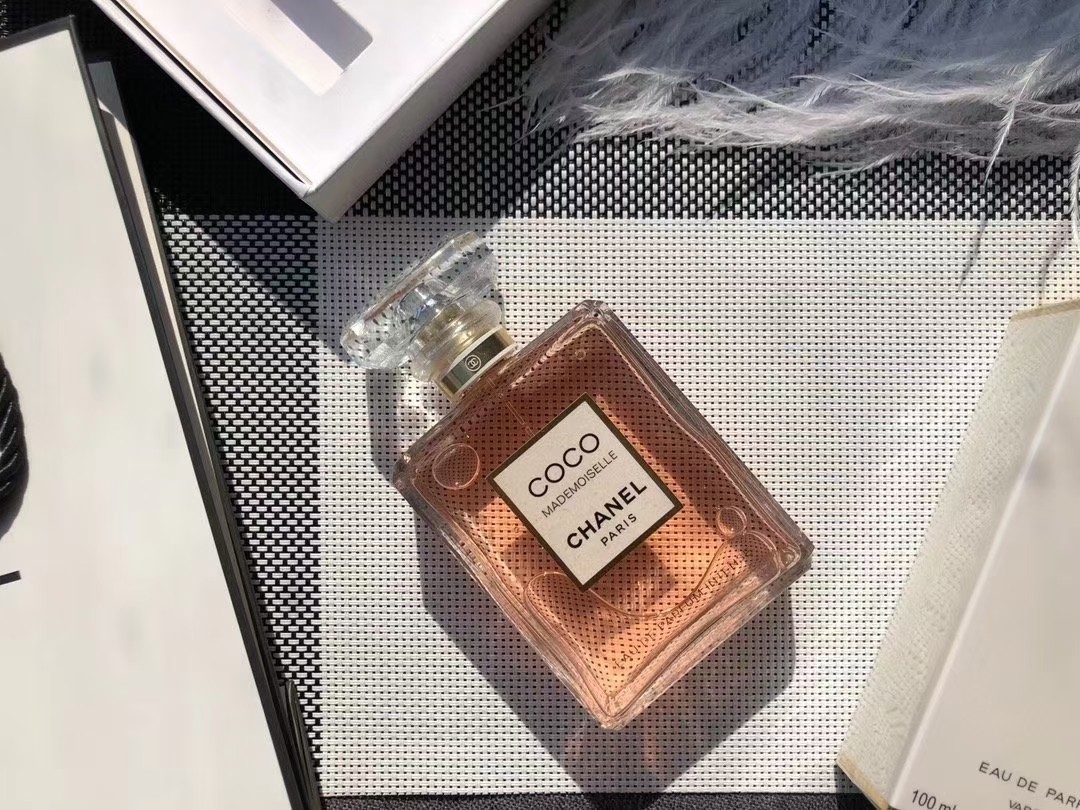 Chanel luxury item 7