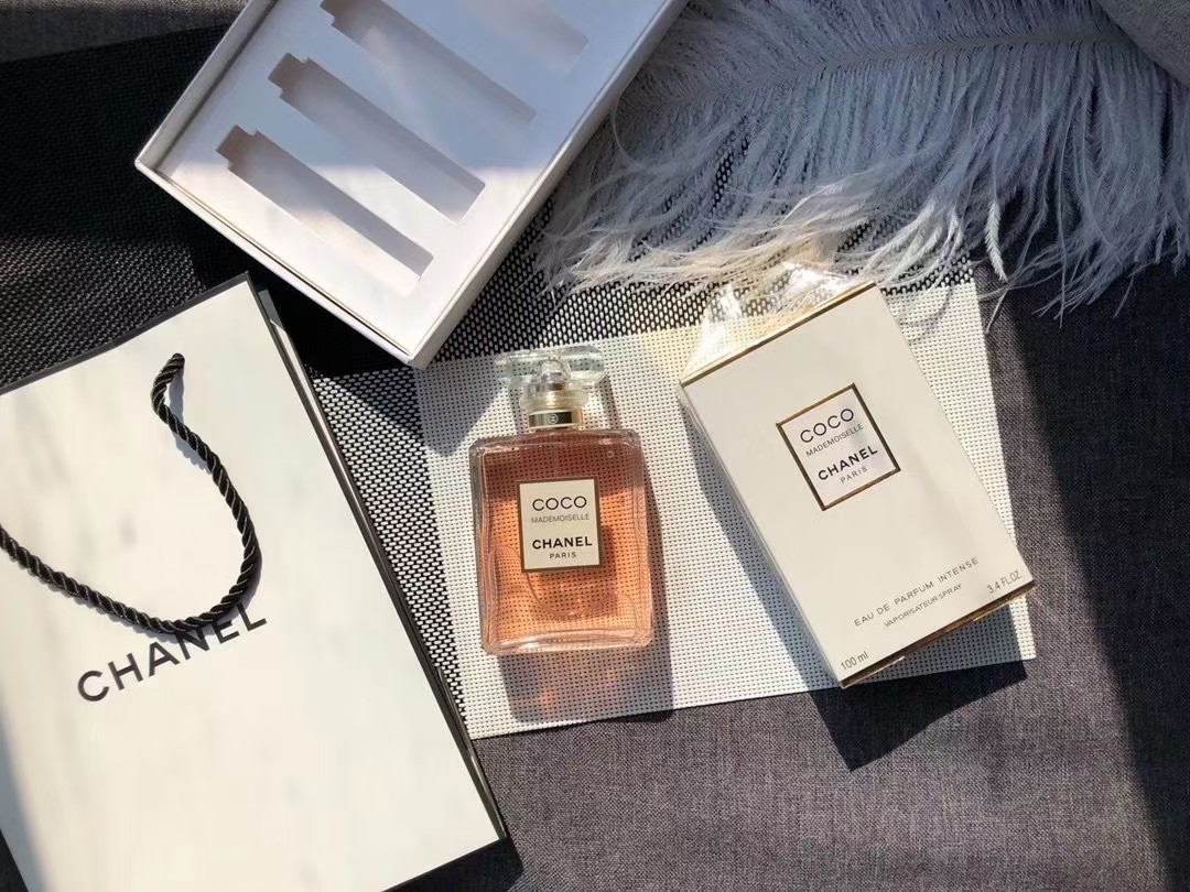 Chanel luxury item 9