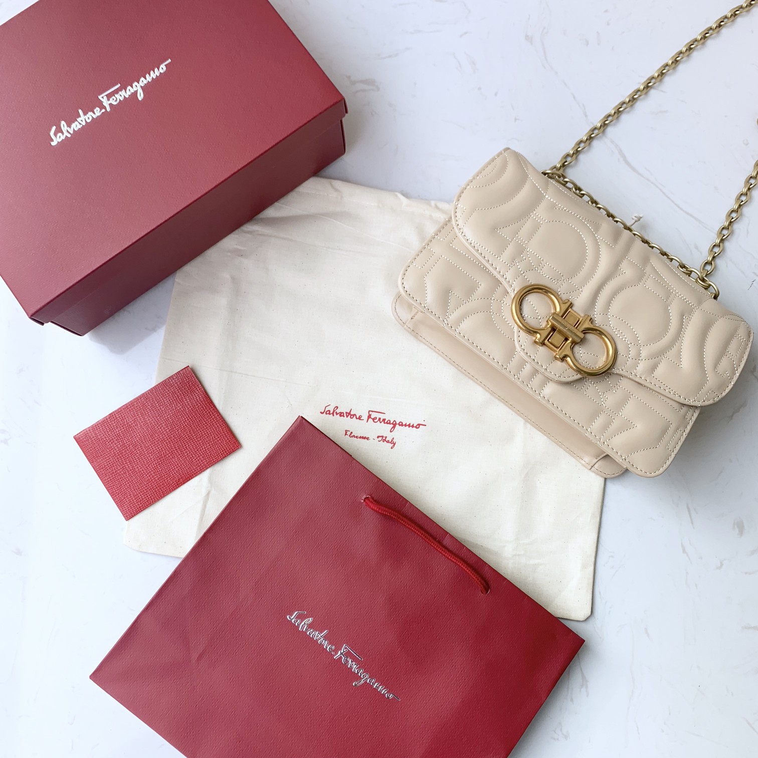 Ferragamo Large Nude Powder