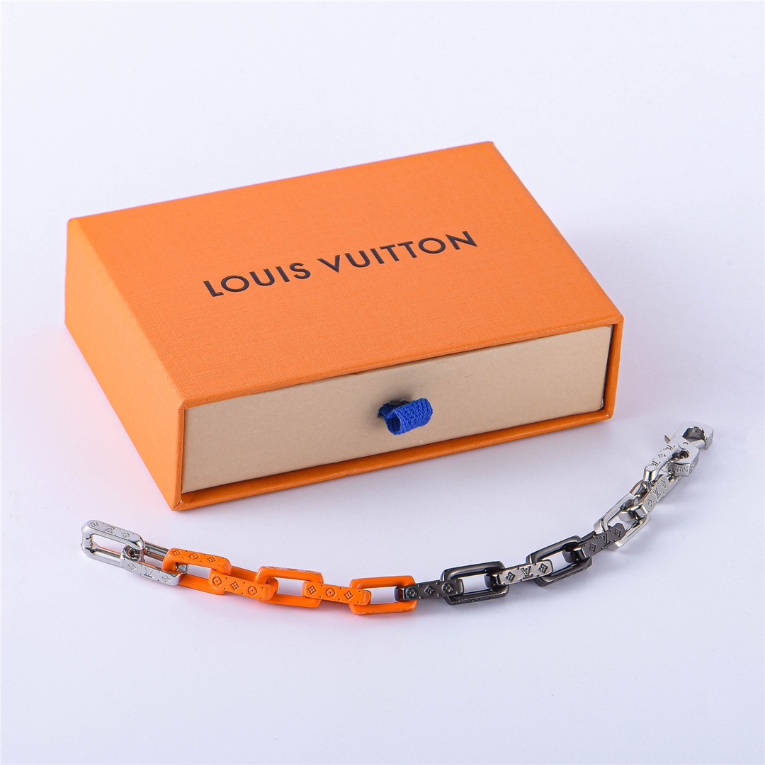 200 Louis Vutton路易威登21ss 竹节拼接渐变链式手链