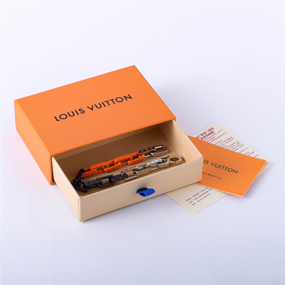 200 Louis Vutton路易威登21ss 竹节拼接渐变链式手链