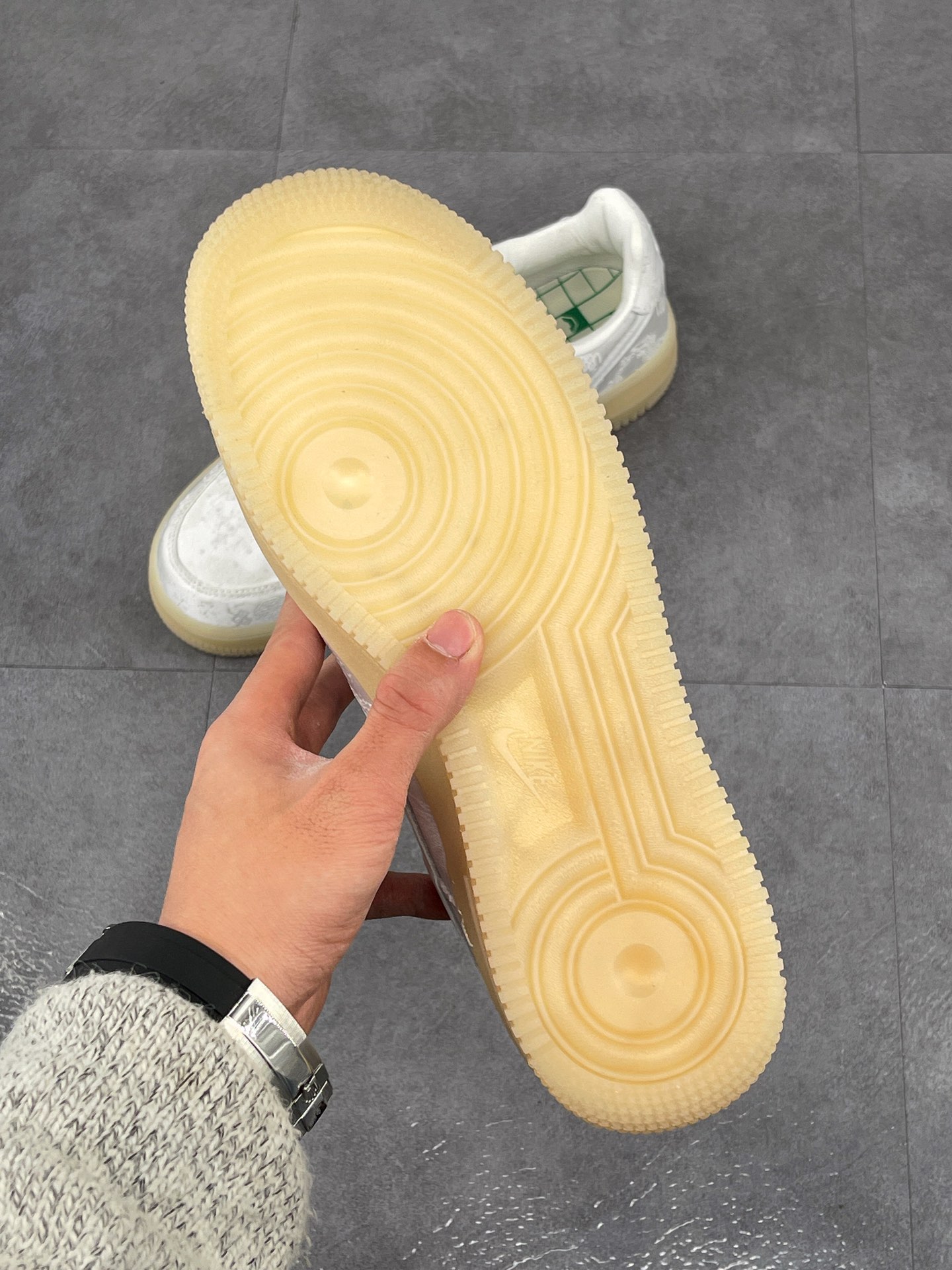 Nike Air Force 1'07 Silk Air Force One Low Top All-match Casual Sneakers 898889-102-Top High Quatity Cheap Sneakers Fashion Clothing Clothes Bags handbags Shoes of all Brand wholesale With The best Quality And Beautiful Price from China Factory Chinese suppliers wholesaler seller Nike Air Force 1'07 Silk Air Force One Low Top All-match Casual Sneakers 898889-102
