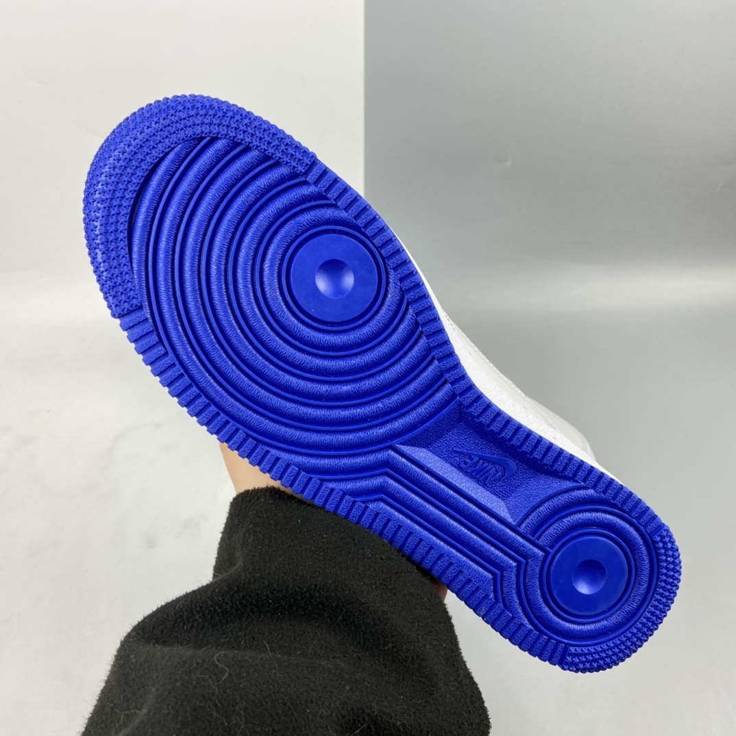 240 Nk Air Force 1’07 3M反光头层低帮休闲运动板鞋 CN2896-102