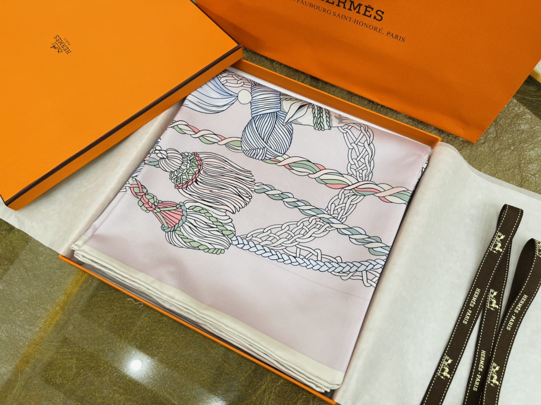 Hermes爱马仕21新品『骑士鼓手』100%真丝方巾