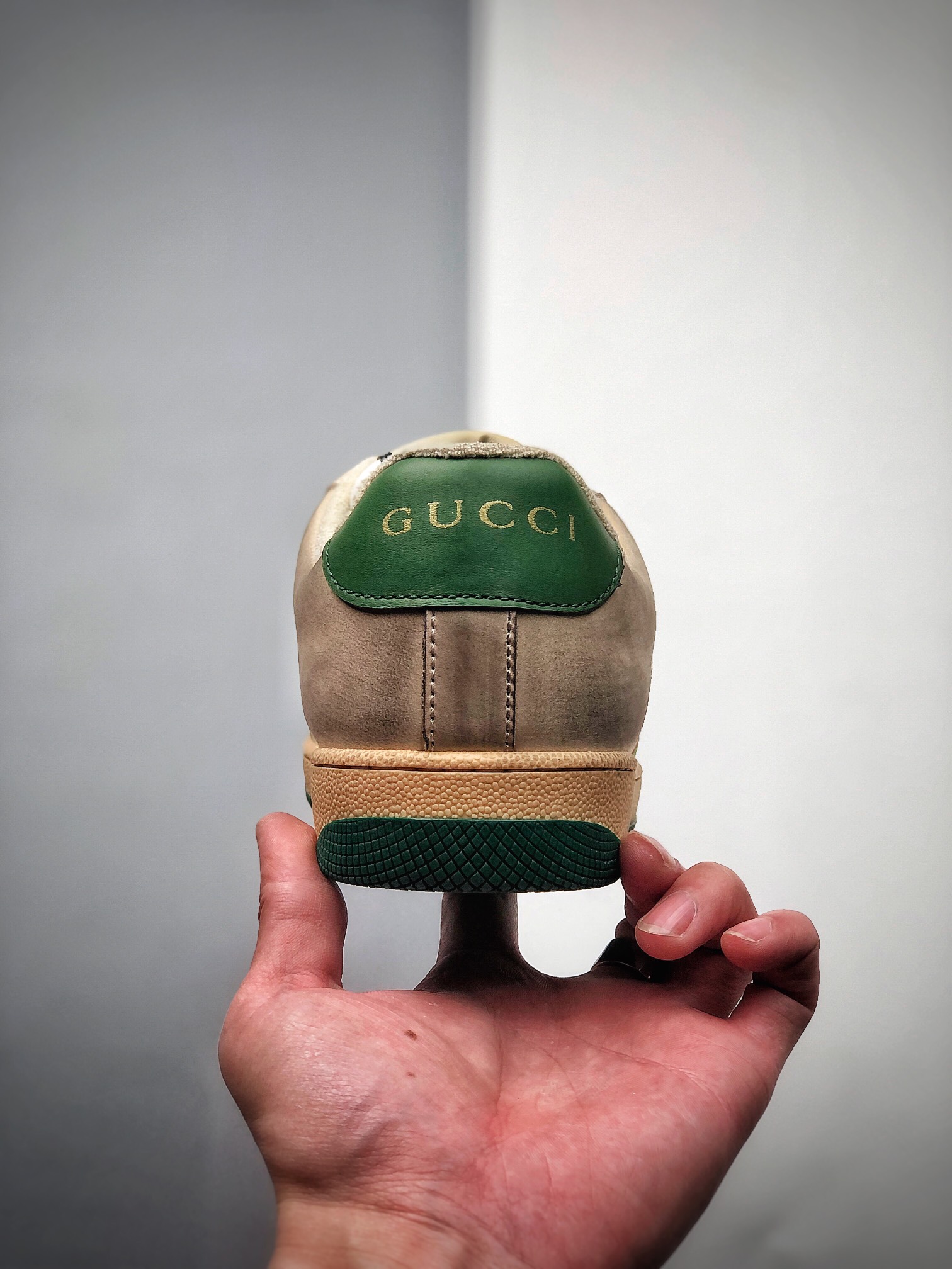 450  Gucci Distressed Screener sneaker 经典原型复古百搭做旧老爹板鞋