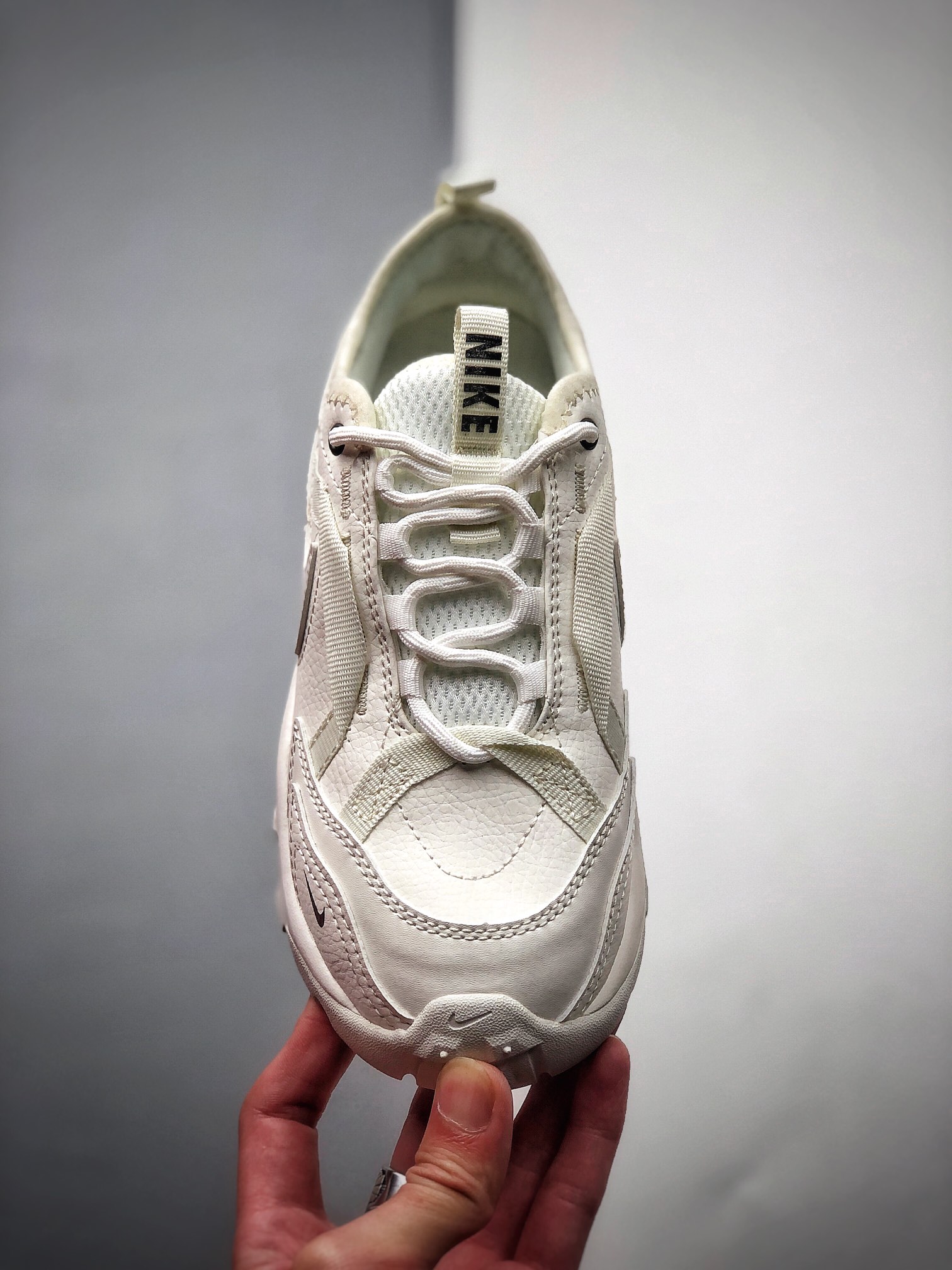 220  Nike TC 7900 21年春季新款 运动休闲厚底老爹鞋  DD9682-100