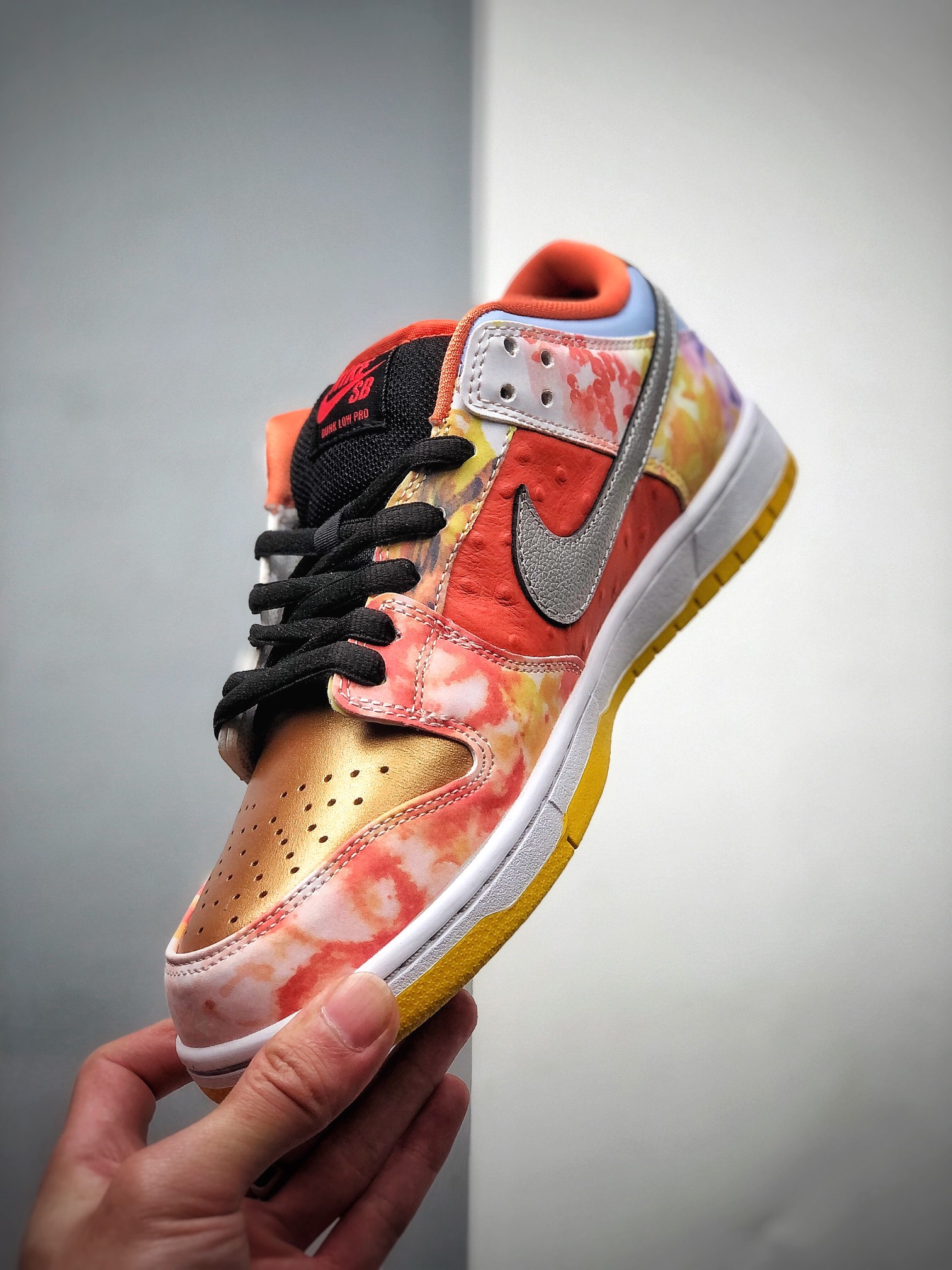 410 NIKE Dunk SB Low CNY YF低帮运动休闲板鞋扎染鸳鸯 CV1628-800-莆田鞋,莆田鞋货源,高仿鞋,高仿鞋货源,安福档口,莆田高仿鞋,莆田鞋批发,高仿鞋批发,莆田高仿运动鞋,高仿运动鞋,莆田运动鞋 410 NIKE Dunk SB Low CNY YF低帮运动休闲板鞋扎染鸳鸯 CV1628-800
