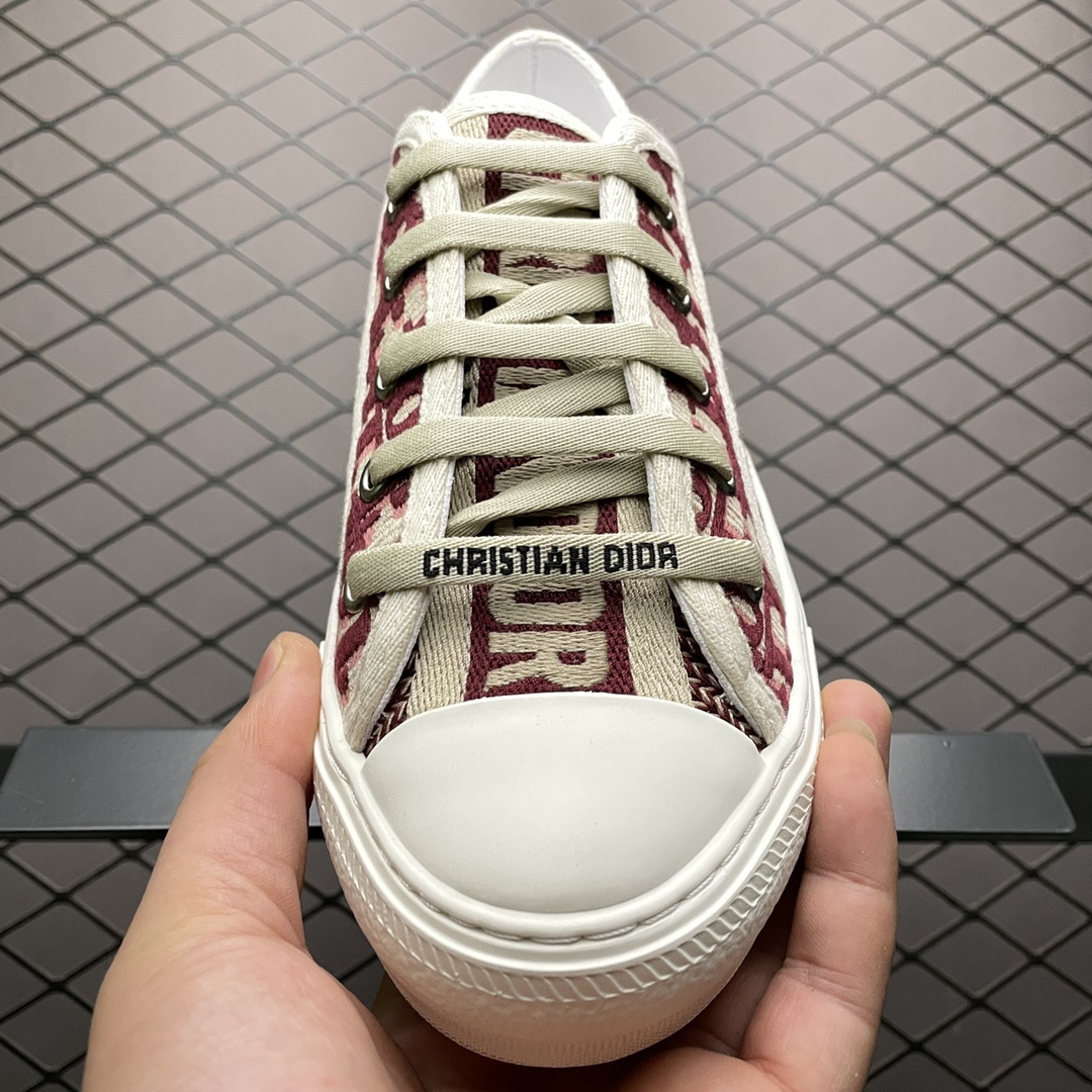 300 Dior Logo 3D帆布“Christian Dior J’Adior”