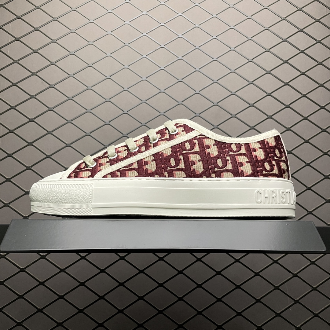 300 Dior Logo 3D帆布“Christian Dior J’Adior”