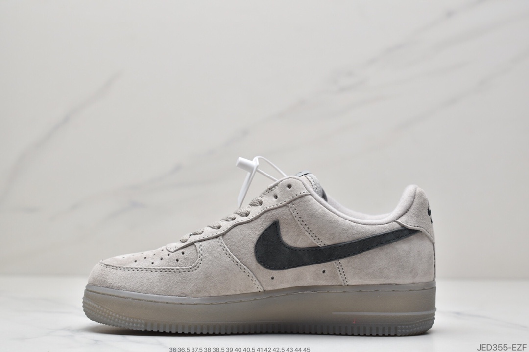 150 耐克Nike Air Force1 Mid x Reigning Champ 空军一号低帮运动休闲板鞋  正确官方同源麂皮  麂皮皮质感秒杀全网#正确鞋垫图案 正确中底布材料内置全掌SOLE气垫 AA1117-118  尺码：36 36.5 37.5 38 38.5 39 40 40.5 41 42 42.5 43 44 44.5 45 ID:JED355-EZF