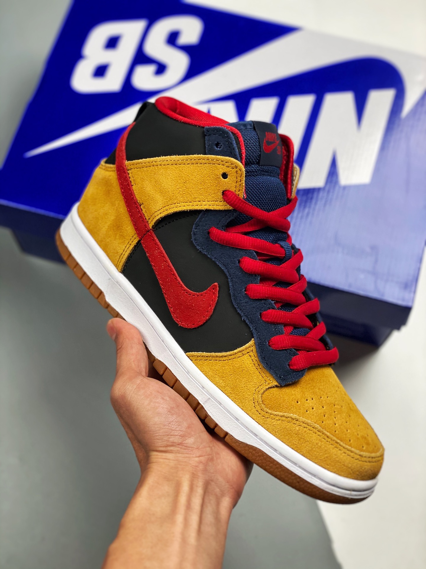 Nike SB Dunk High Reese Forbes 棕蓝红 大厂纯原出品 #原厂织唛标 一致匹配原版 #全市场唯一正确鞋带绑法 #原楦原纸板开发 匹配原版98%以上 #后跟垫棉独家呈现 后跟反口里弧度正确 #全新后跟电绣 电绣针…