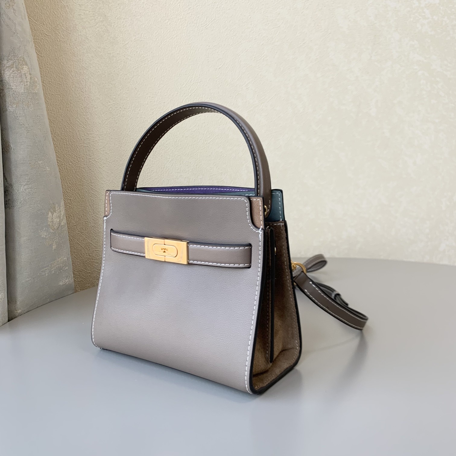 Tory Burch 迷你灰色TORY BURCH 新款托特包 头层纳帕牛皮＋ 磨砂五金 手提单肩斜挎均可