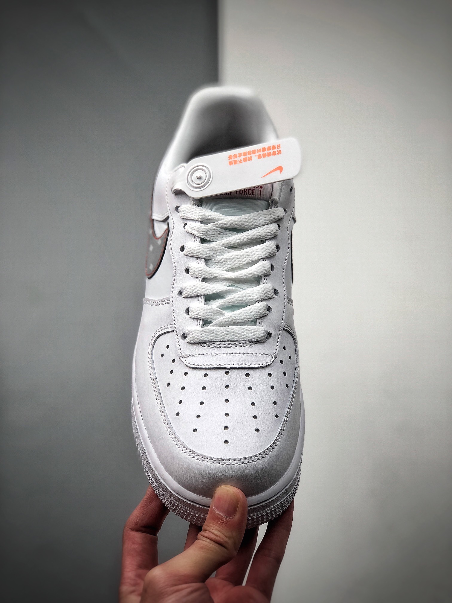 180 NIKE FORCE空军一号运动休闲板鞋 CT2296-100