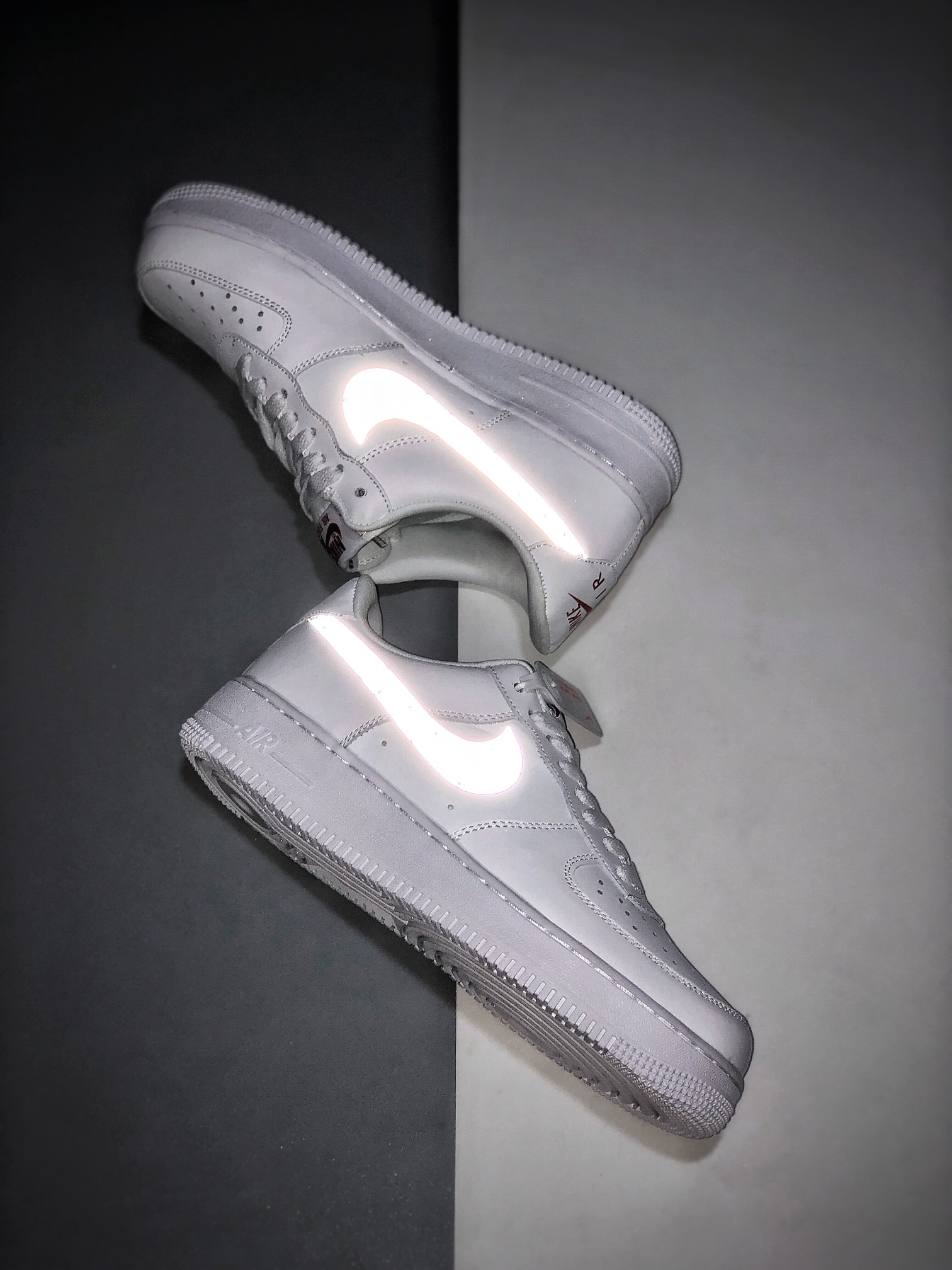 180 NIKE FORCE空军一号运动休闲板鞋 CT2296-100