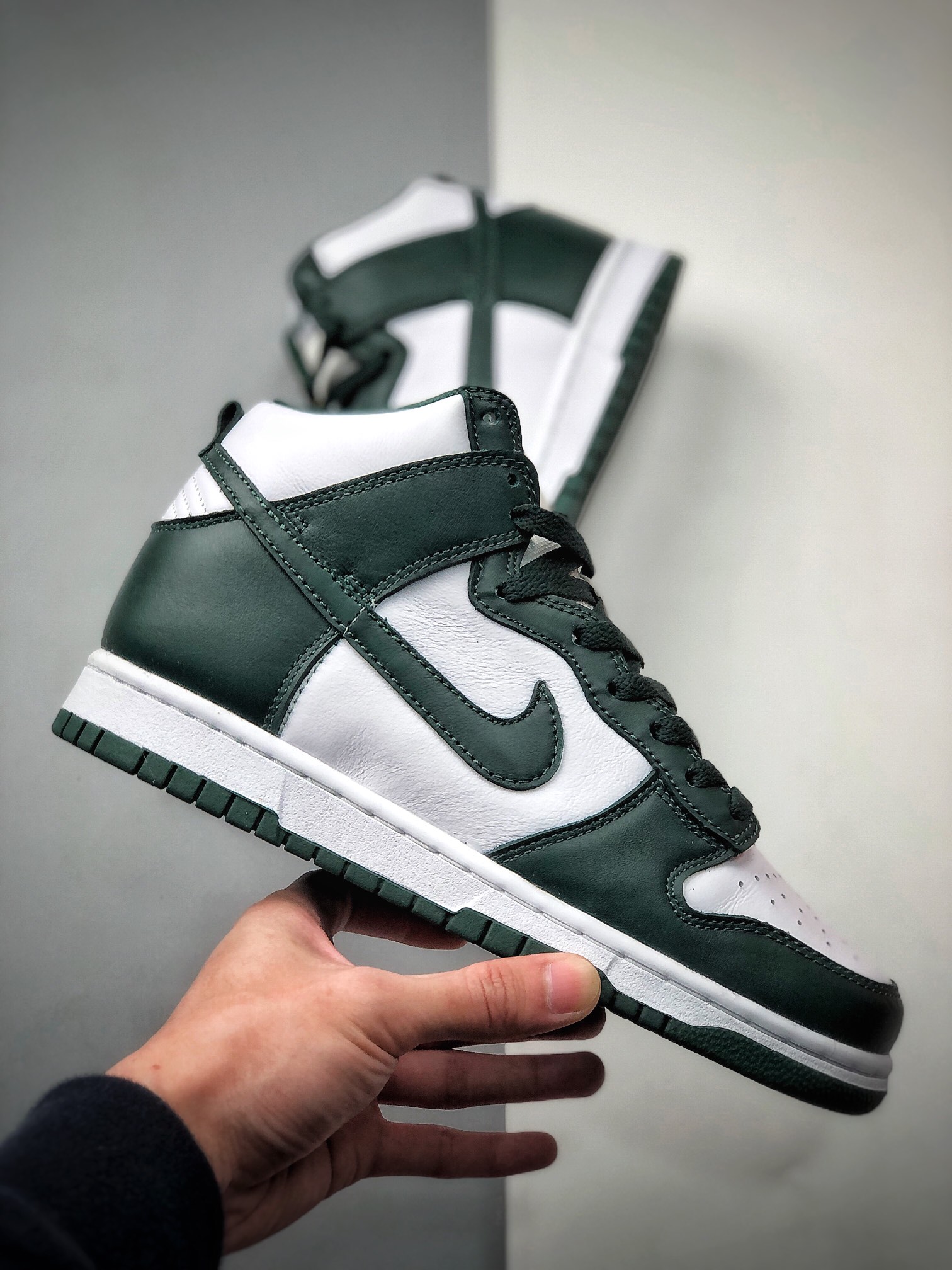 360  耐克 SB Nike SB Dunk High Pro  Travis Scott HD同款CZ8149-100