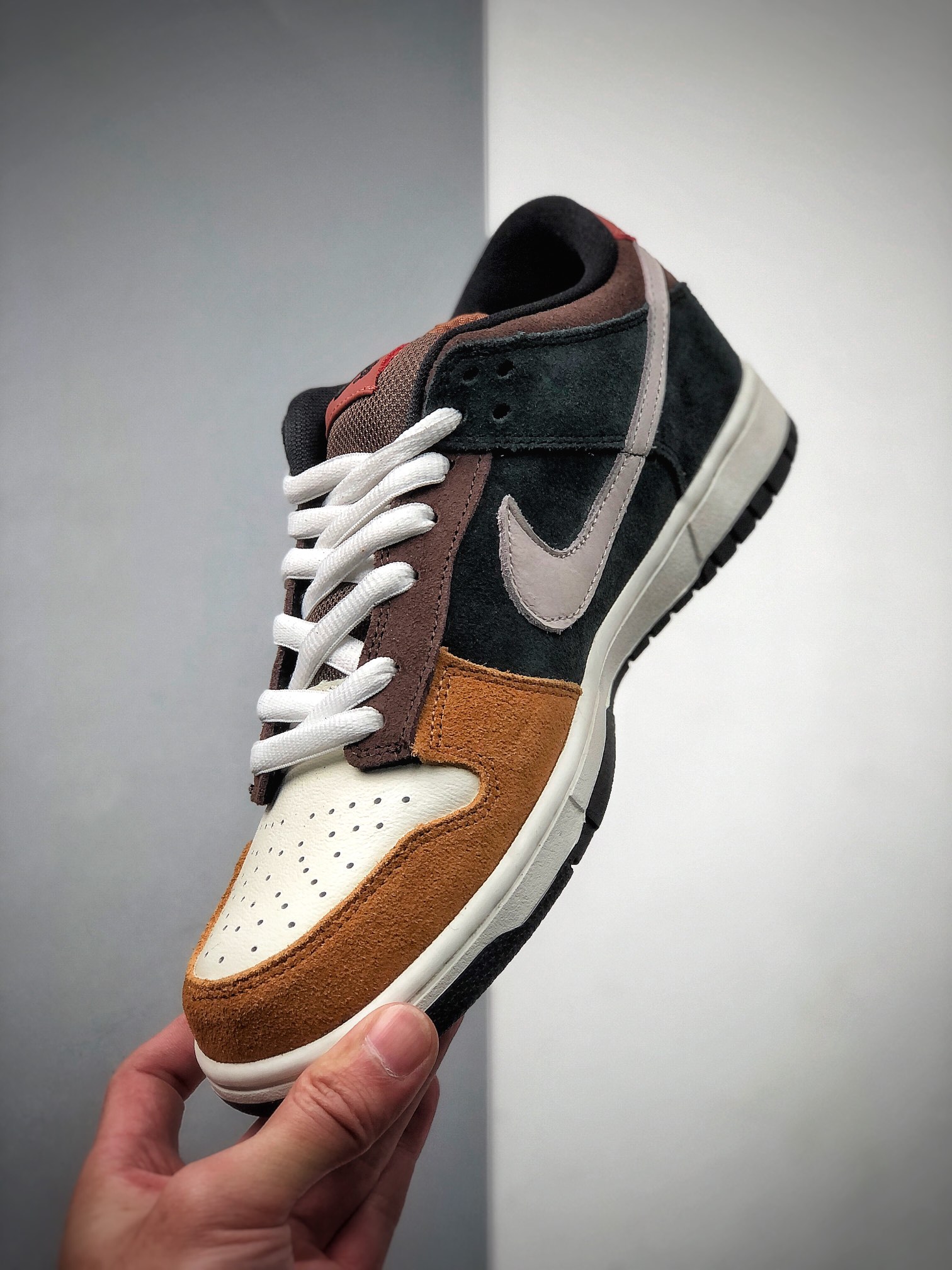 280  NIKE DUNK SB LOW PRO SB 白吉他Dunk SB顾名思义304292-902